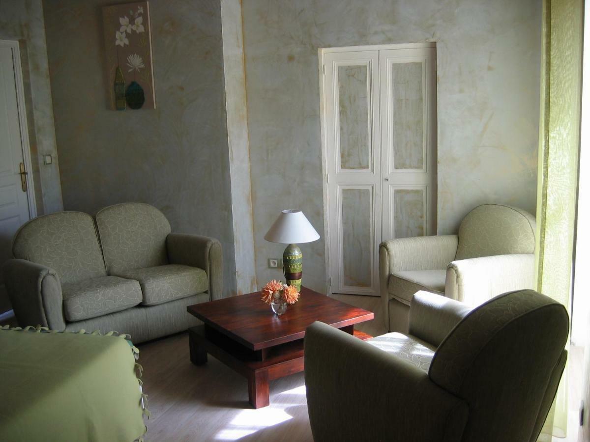 Champagne Et Chambres D'Hotes Pierre Trichet Trois-Puits ภายนอก รูปภาพ