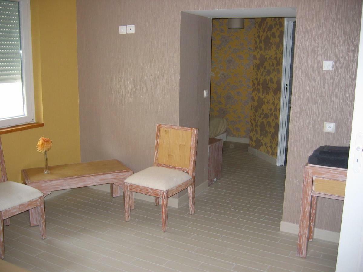 Champagne Et Chambres D'Hotes Pierre Trichet Trois-Puits ภายนอก รูปภาพ