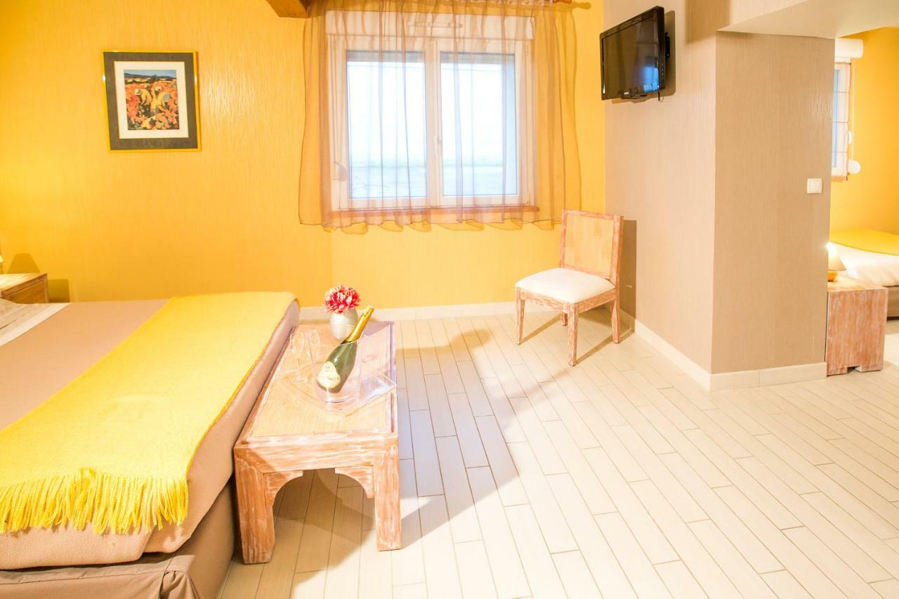 Champagne Et Chambres D'Hotes Pierre Trichet Trois-Puits ภายนอก รูปภาพ